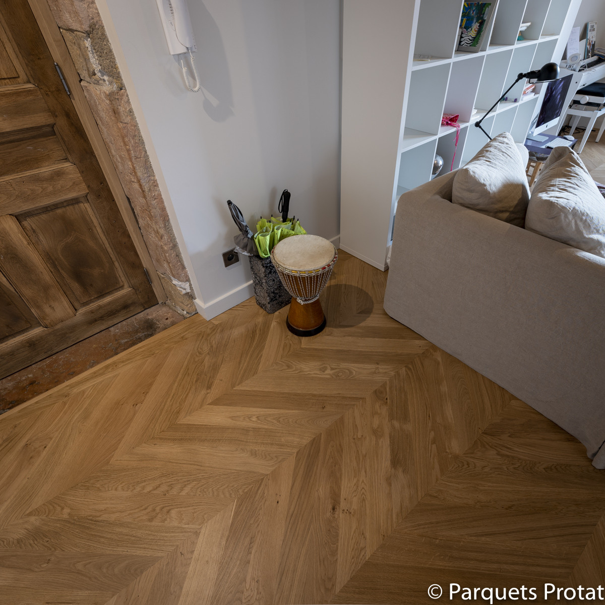 Parquet chêne massif point de Hongrie brut