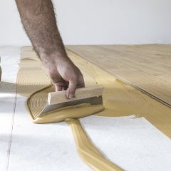 COLLE PROTAT PRO ECO Coller les parquets massifs 14 mm jusqu’à 130 mm de large et tous les contrecollés